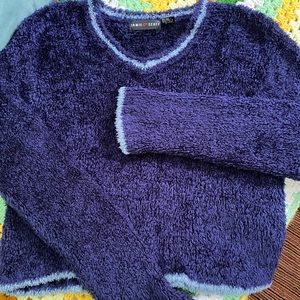 LG SUPER SOFT SWEATER !